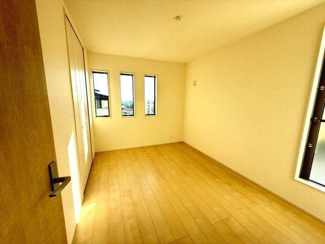 リーブルガーデンS前橋市樋越町第４　1号棟の洋室|２階洋室2です