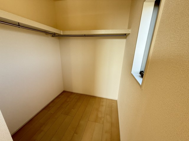 リーブルガーデンS前橋市樋越町第４　1号棟の収納|２階洋室3収納ウォークインクローゼットです