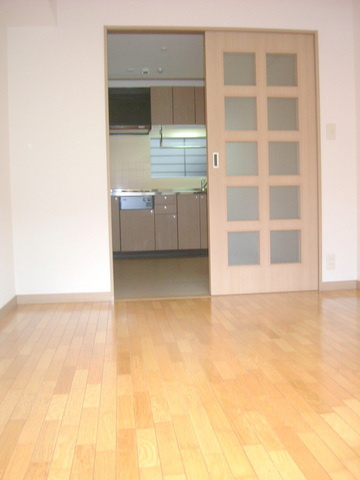 レジデンス上高井戸の洋室|☆ゆとりある居室スペース♪☆