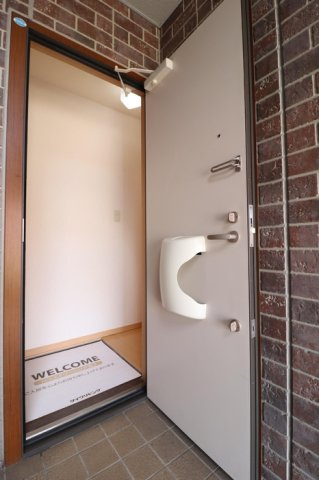 ラ･フローラの玄関