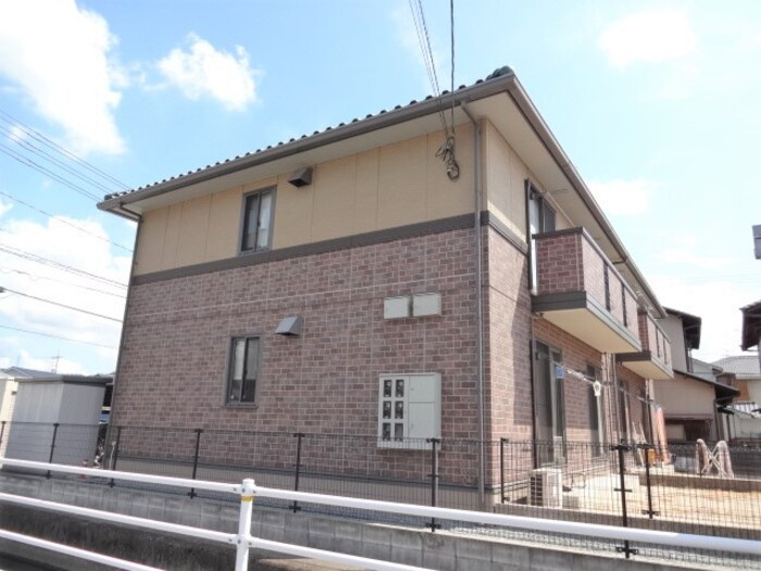 ラ･フローラの外観