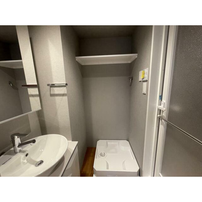 【設備】 | LEGALAND中野富士見町 | 室内洗濯機置き場。