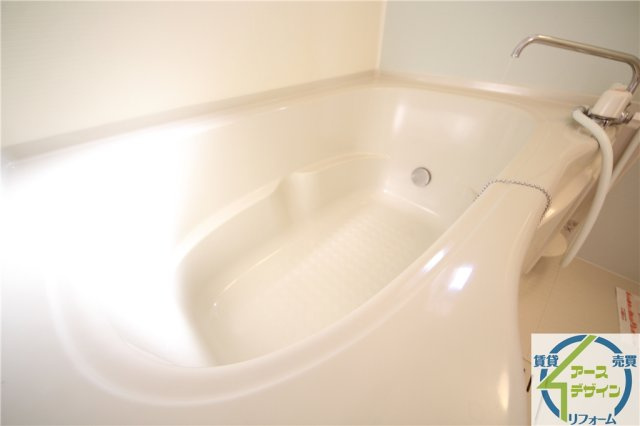 サンフローラM-Cの浴室