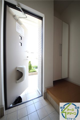 サンフローラM-Cの玄関