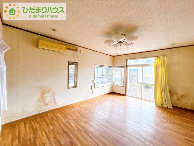 いわき市中央台飯野2丁目　中古戸建の居間・リビング
