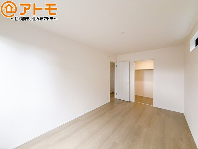 【寝室】 | 藤枝市音羽町6丁目　新築戸建　B号棟 | 毎日すごす部屋の広さや陽当りも気になるポイントですね！現地で体感してみてください♪