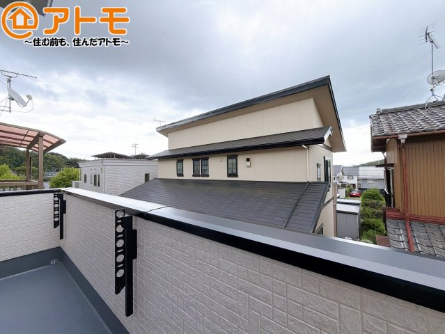 【バルコニー】 | 藤枝市音羽町6丁目　新築戸建　B号棟 | 陽当りの良いバルコニーはお洗濯物はもちろんお布団もふかふかになります♪