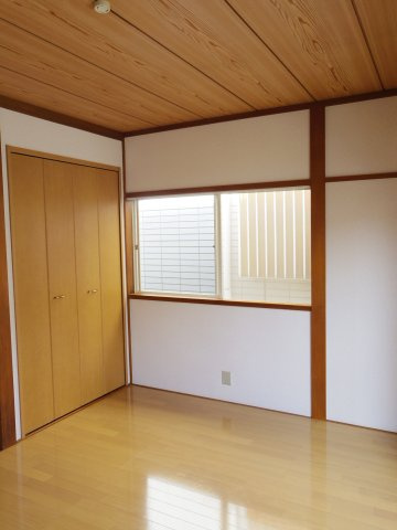 アートハウスの洋室