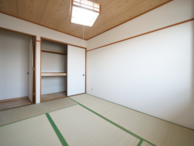 グレーシア福田の和室