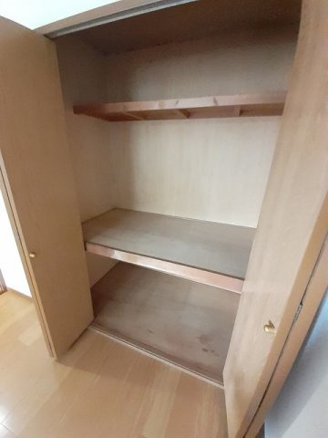 サンライズ　オアシスＢの収納