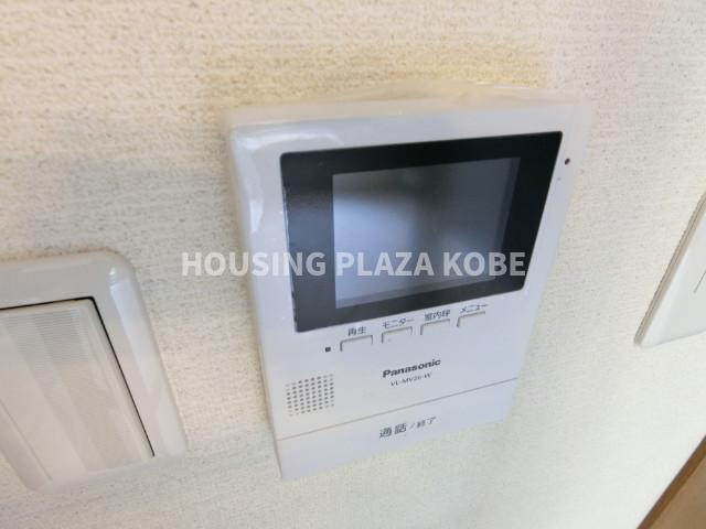 ラフォーレ一の谷のセキュリティ|ＴＶモニタホン設置済みです。