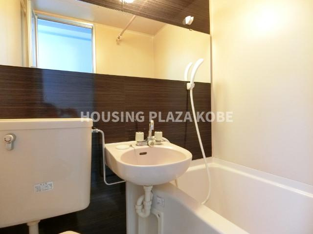 ラフォーレ一の谷の洗面所