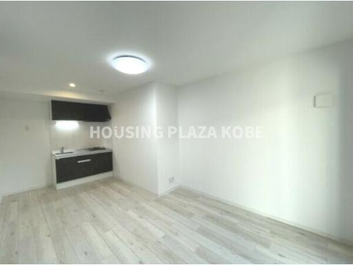 グランユイナス塩屋の居間・リビング|リビングイメージ（同施工会社別物件）