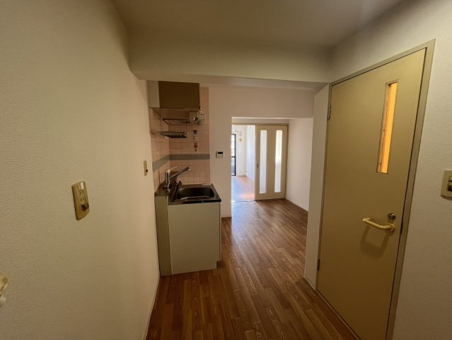 グロースハイツの玄関