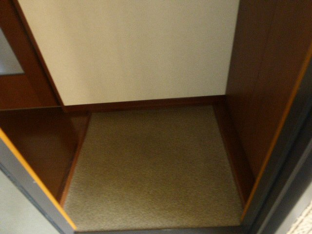 シャーメゾン寿八番館の玄関