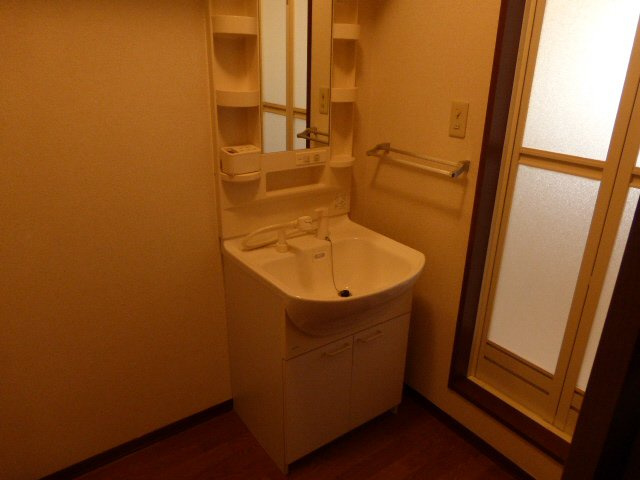 シャーメゾン寿八番館の洗面所|洗面