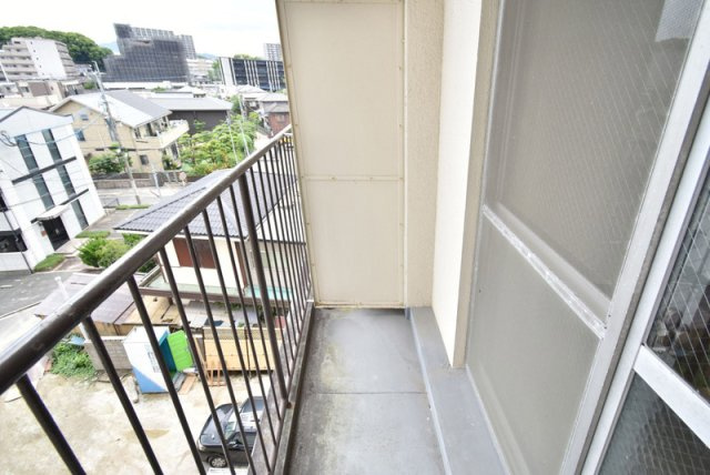 筑紫野市二日市中央３丁目の賃貸マンションのバルコニー|別号数タイプ