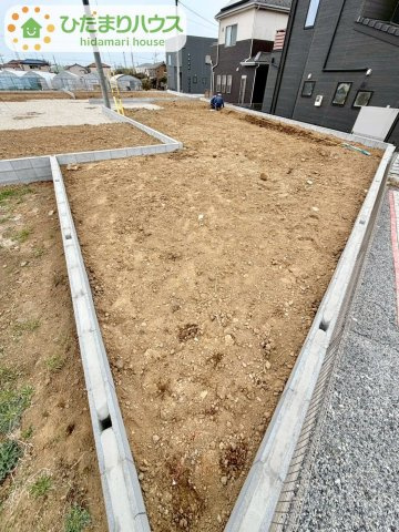 木間ヶ瀬Ⅵ（独立戸建10棟）　新築戸建　5号棟の駐車場|2026年3月現地写真です(^^)/是非お問い合わせ下さい♪