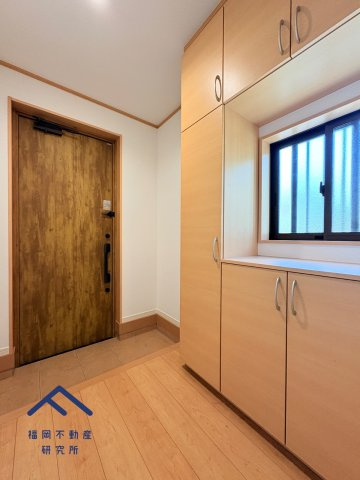 太宰府市青葉台４丁目　戸建ての玄関