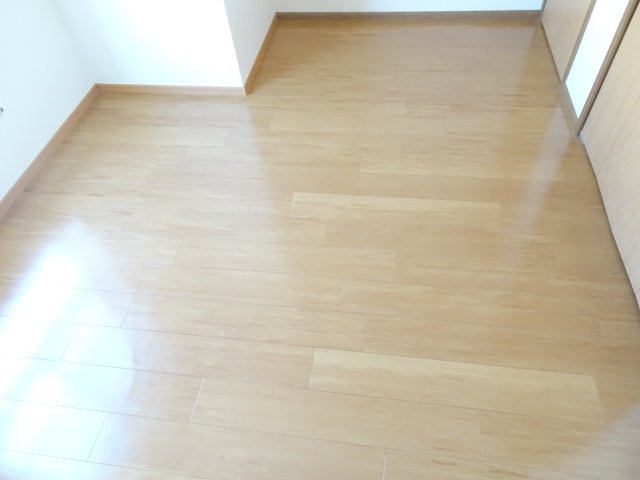 ガーデンヒルズCの洋室|イメージ写真