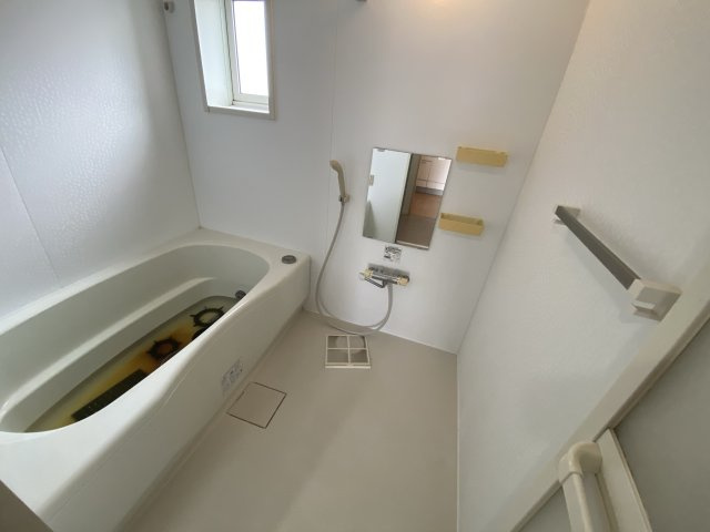 シャーメゾン下河原Ｂの浴室