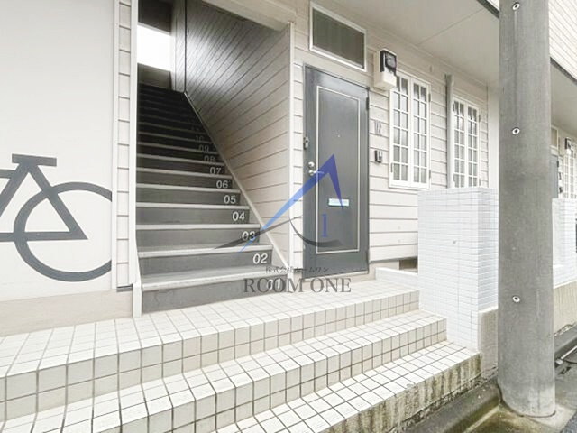 ＯＷＮ　ＡＰＡＲＴＭＥＮＴ　一之江のエントランス|エントランスです。