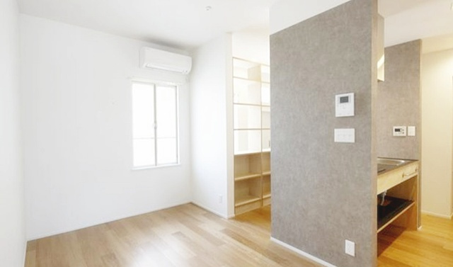 ＯＷＮ　ＡＰＡＲＴＭＥＮＴ　一之江の居間・リビング|洋室のお部屋です。