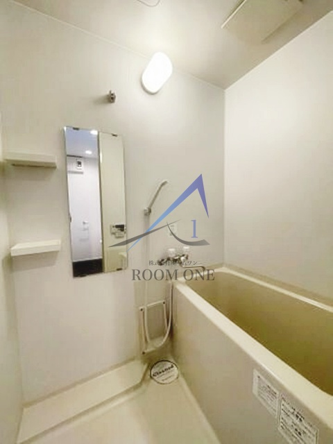 ＯＷＮ　ＡＰＡＲＴＭＥＮＴ　一之江の浴室|お風呂です。