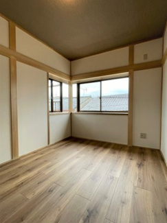 【洋室】 | 中京区西ノ京冷泉町 | 令和4年撮影　3F5.5帖