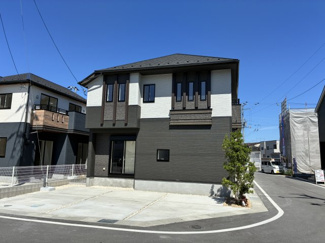 【駐車場】 | 大津市雄琴5丁目11　新築戸建 | 2026年5月撮影、駐車場