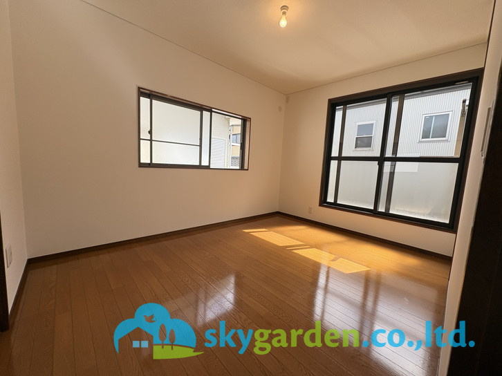 茅ヶ崎市高田　中古戸建　全１棟の子供部屋|ゆったりした子供部屋です