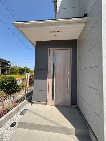 あきる野市上代継　新築！駅徒歩10分の玄関