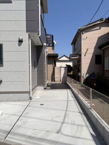 あきる野市上代継　新築！駅徒歩10分の駐車場