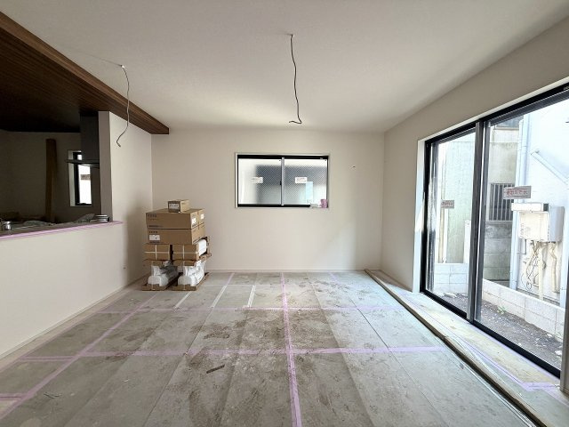 練馬区谷原1丁目　ZEH水準　大型省エネ邸宅の居間・リビング