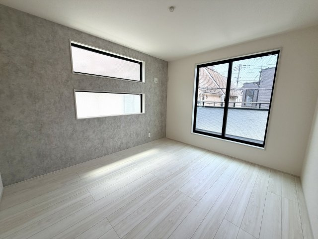 練馬区谷原1丁目　ZEH水準　大型省エネ邸宅の洋室
