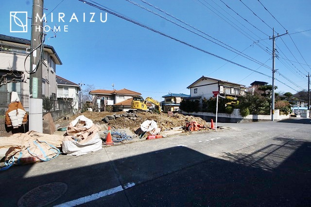 【周辺】 | 青く澄み渡った綺麗な空と、陽の光をたっぷりと受ける、そんな新築住宅で新生活をスタートしてみませんか？見学・ご相談等、ミライズホーム(株)までお気軽にご連絡下さい♪