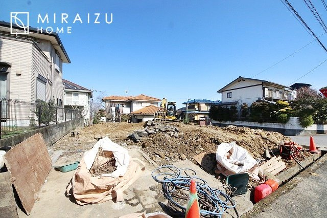 【前面道路含む現地写真】 | 平日・休日問わず、いつでもご見学が出来ます♪☆実際に見て、触れて感じる安心のお住まい探しを体験して下さい♪☆物件情報だけでなく、地域の特色などなどエリア情報もお伝え出来たら嬉しいです♪
