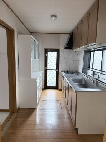 滑川町大字羽尾　中古戸建のキッチン