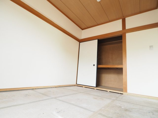 グリーンハイム菅田の和室