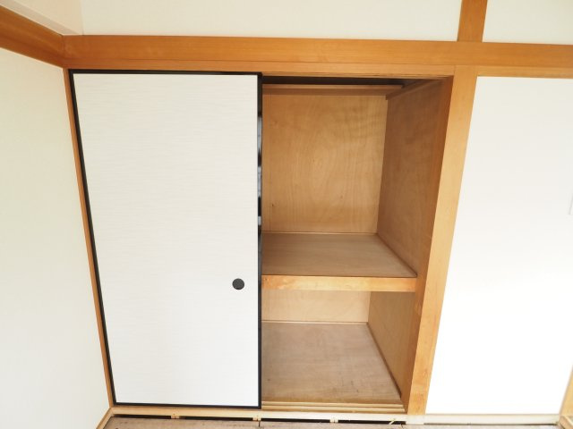 グリーンハイム菅田の収納