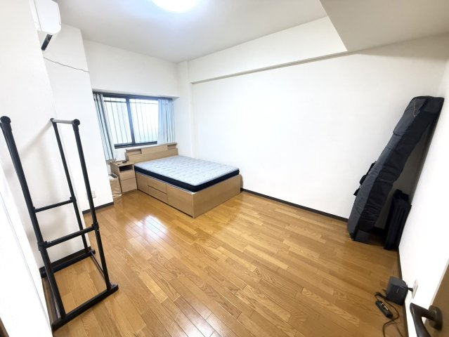 ブリティッシュ・ティンバー泉佐野の洋室