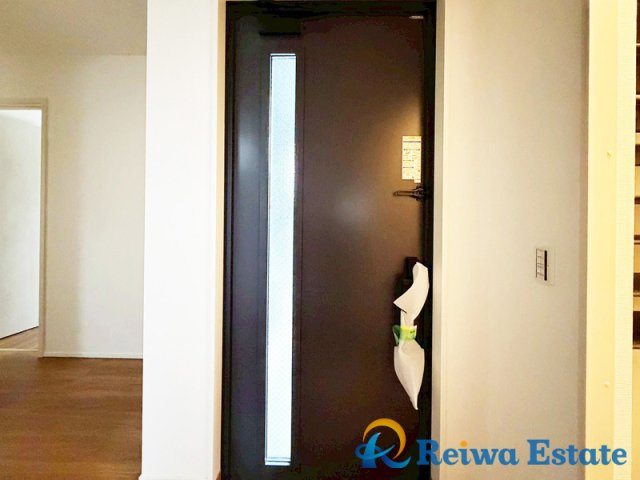 新築戸建　茅ヶ崎市松林1丁目の玄関