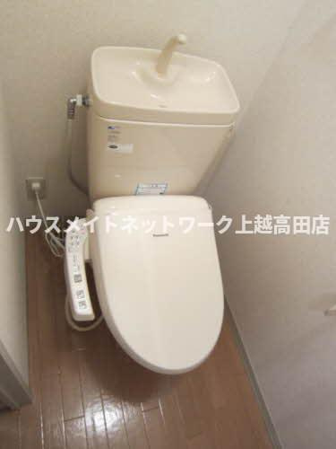 シャルマン城東Ⅰのトイレ|温水洗浄暖房便座