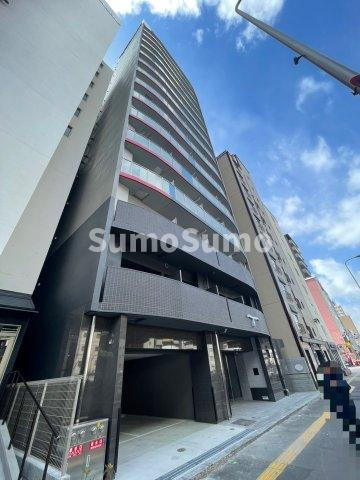 セレニテ難波グランデノールの外観