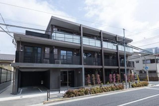 ルーチェ六義園の外観