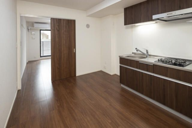 ルーチェ六義園の居間・リビング