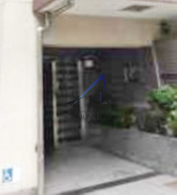 プレール・ドゥーク新宿御苑のエントランス|エントランスです。