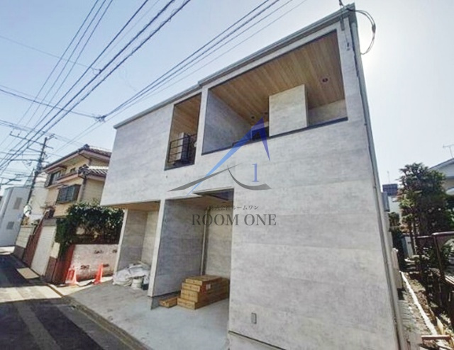 Ｇｌｏｓｓ　Ｔｅｒｒａｃｅ