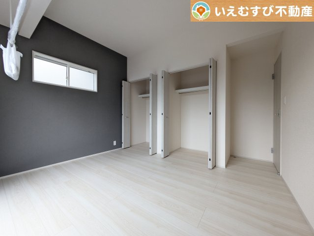 BLOOMING GARDEN　深谷市上柴町西1丁目の洋室