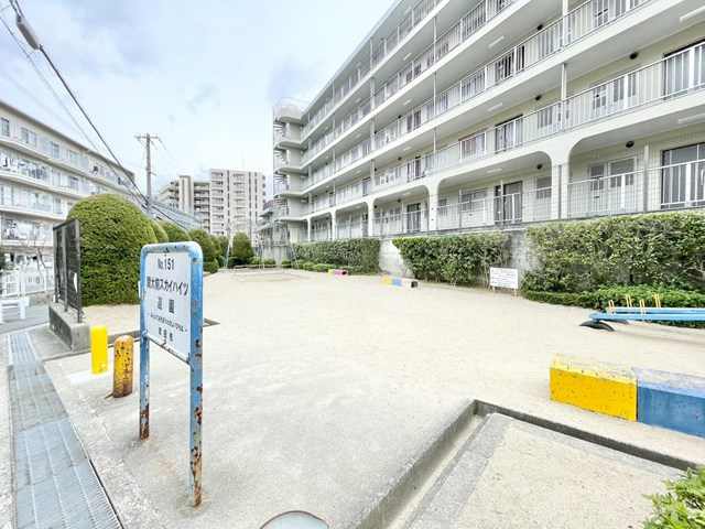 【周辺】 | 関大前スカイハイツA棟 | 現在ご返済中のカーローン・カードローン・教育ローンなどを住宅ローンに一本化したり、家具家電購入費用・引越し費用を住宅ローンと組み合わせるなど、お客さまにメリットの多い住宅ローンのご提案が可能です。